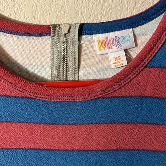 LulaRoe Amelia Dress with Pockets size xs - Picture 4 of 7